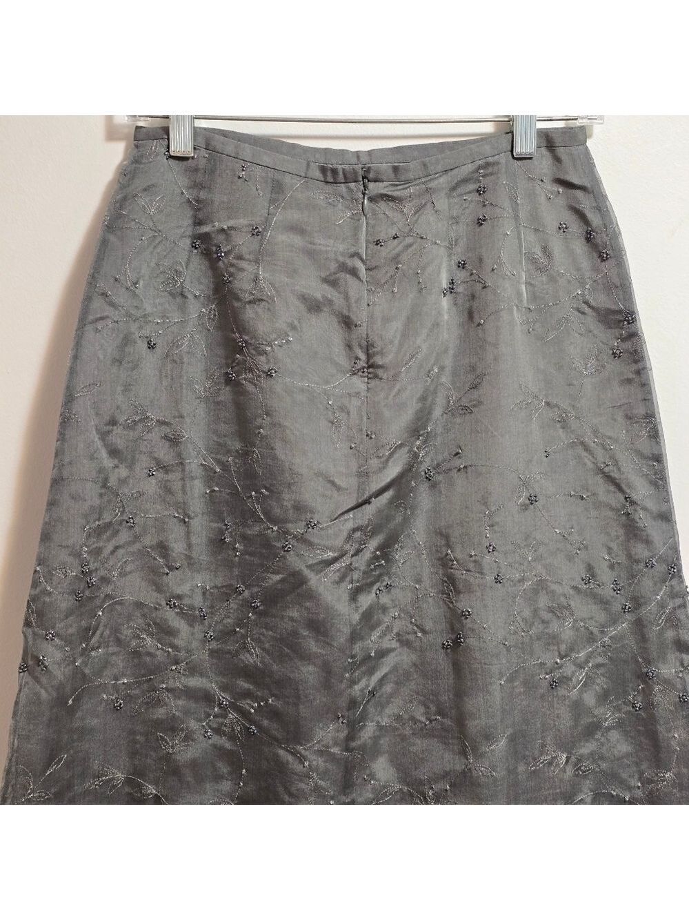 Vintage Anne Taylor 100% Silk Grey Embroidered Flora Pearl Maxi Skirt - Picture 7 of 10